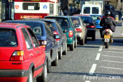 baby calls and cars queue